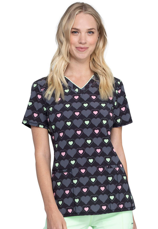 Heart Print Cherokee Infinity V Neck Scrub Top CK634 HEBA - Scrubs Select